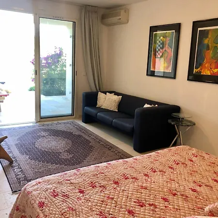 In With Sea Views, Cleaning Included Villa *