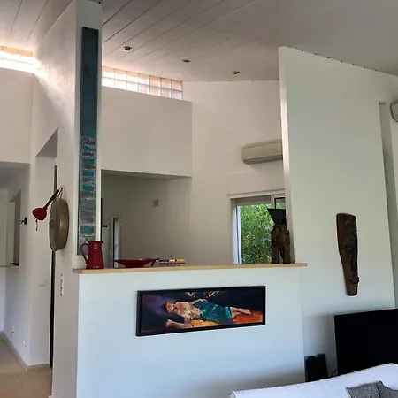 In With Sea Views, Cleaning Included *